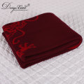 China Hot Selling Fleece Throw Fleece Luxury Gift Wholesale 100% Cashmere Blanket Set